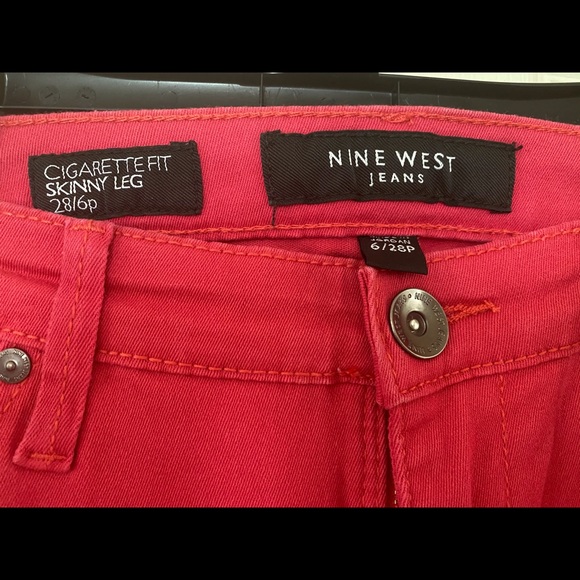 Nine West woman’s pink skinny jeans - Picture 2 of 3